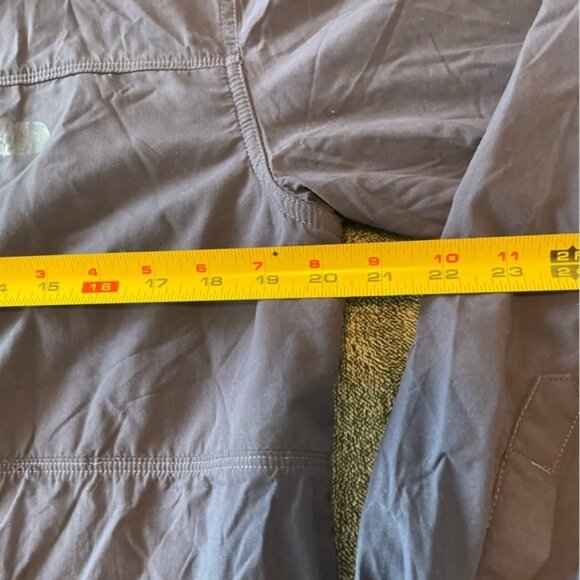 The North Face Blue Travel Long-sleeve Size Medium - Picture 6 of 9